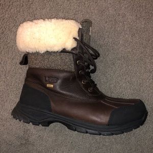 Brown ugg boots